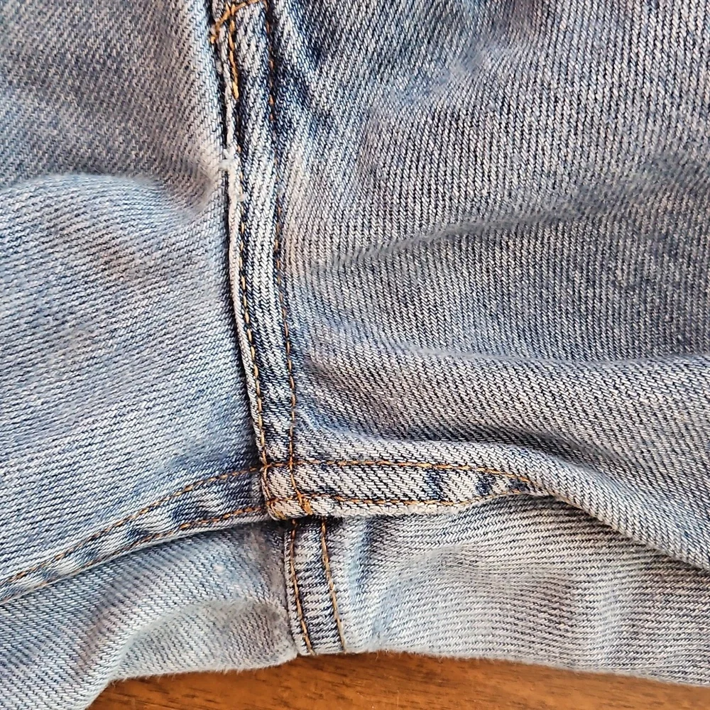 Levis levi 550